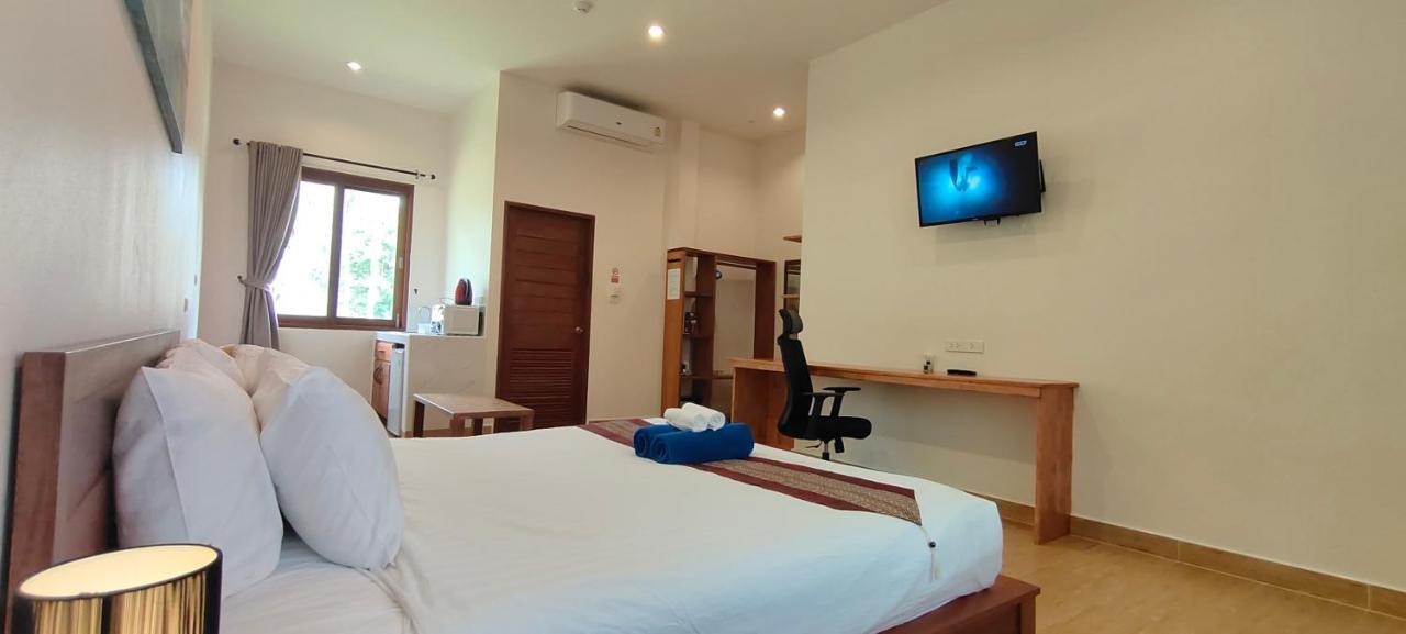 Le Grand Bleu Hotel Wok Tum エクステリア 写真